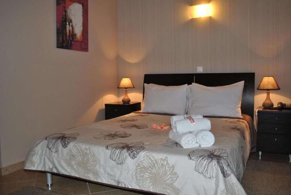 Iliothea Hotel นาฟปลิโอ ห้อง รูปภาพ